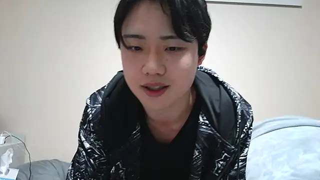 nunnun00 online show from 03/19/25, 07:18