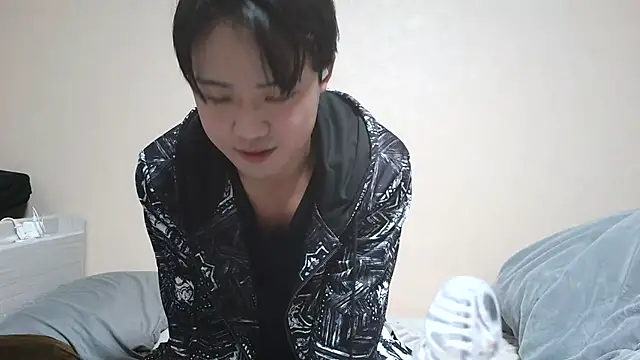 nunnun00 online show from 03/17/25, 10:27