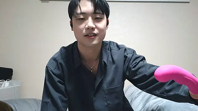 nunnun00 online show from 02/14/25, 10:49