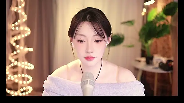 Dou-Dou-er online show from 03/02/25, 03:52