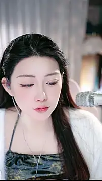 Dou-Dou-er online show from 03/25/26, 01:06