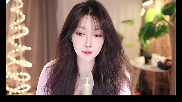 Dou-Dou-er online show from 03/03/25, 11:22
