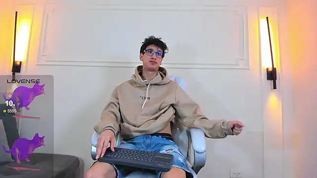 Cum hunters online show from 03/24/26, 03:39