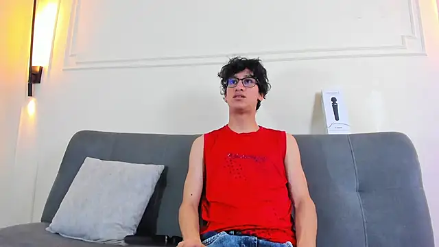 Snapshot of Cum_hunters chatting on 02/18/26, 03:15 Cum hunters online show from 02/18/26, 03:15