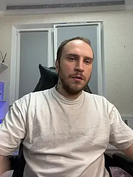 Snapshot of _XxX-XxX_ chatting on 03/03/25, 03:16 XxX-XxX online show from 03/03/25, 03:16