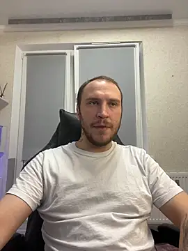 Snapshot of _XxX-XxX_ chatting on 03/01/25, 12:28 XxX-XxX online show from 03/01/25, 12:28