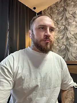  XxX-XxX  online show from 11/28/25, 09:31