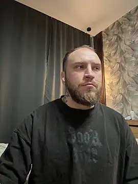 Snapshot of _XxX-XxX_ chatting on 06/12/26, 02:09 XxX-XxX online show from 06/12/26, 02:09