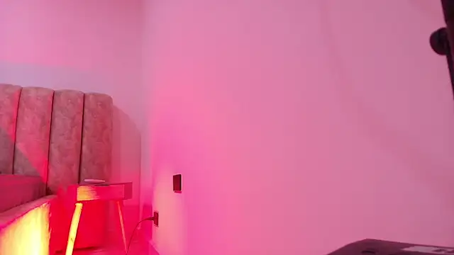 Snapshot of Auroraa_miller chatting on 11/12/25, 11:58 Auroraa miller online show from 11/12/25, 11:58