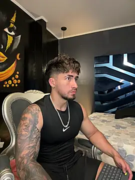 Snapshot of Brad_Summer chatting on 03/25/26, 11:47 Brad Summer online show from 03/25/26, 11:47