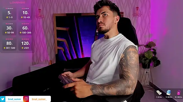 Snapshot of Brad_Summer chatting on 04/10/26, 11:23 Brad Summer online show from 04/10/26, 11:23