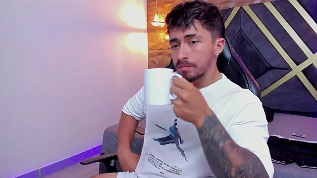 Snapshot of Brad_Summer chatting on 03/30/26, 11:28 Brad Summer online show from 03/30/26, 11:28