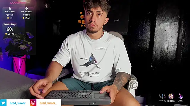 Snapshot of Brad_Summer chatting on 03/13/26, 11:32 Brad Summer online show from 03/13/26, 11:32