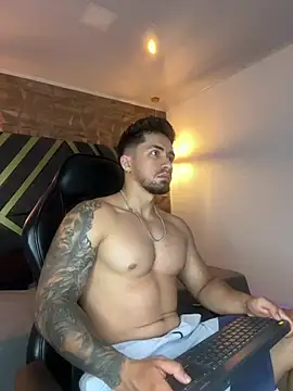 Snapshot of Brad_Summer chatting on 04/05/26, 08:32 Brad Summer online show from 04/05/26, 08:32