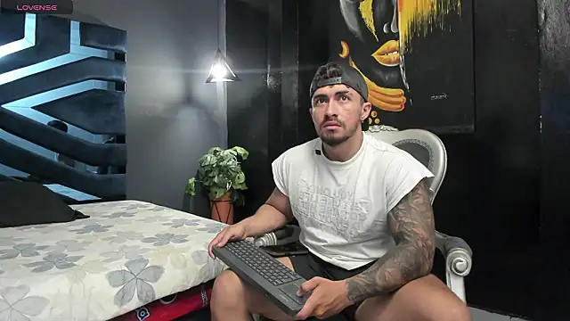 Snapshot of Brad_Summer chatting on 03/28/26, 11:17 Brad Summer online show from 03/28/26, 11:17