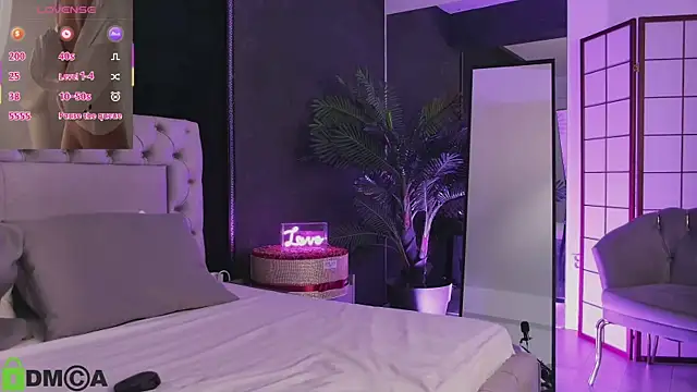 ClaraShine online show from 09/10/25, 04:00