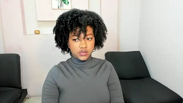 AishaHil online show from 01/25/25, 12:05