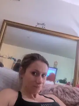 VibeyLovers online show from 11/08/25, 10:02