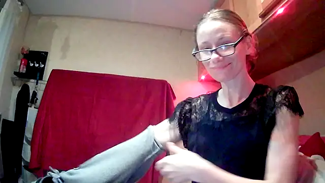 VibeyLovers online show from 02/19/25, 06:00