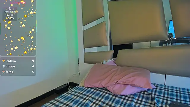 Snapshot of Princess_tokyo chatting on 03/03/25, 05:09 Princess tokyo online show from 03/03/25, 05:09