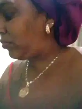 Teresa mm online show from 12/19/25, 02:15