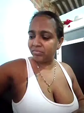 Teresa mm online show from 11/28/25, 04:18