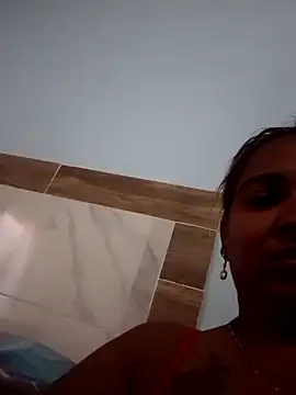Snapshot of Teresa_mm chatting on 10/09/25, 01:00 Teresa mm online show from 10/09/25, 01:00