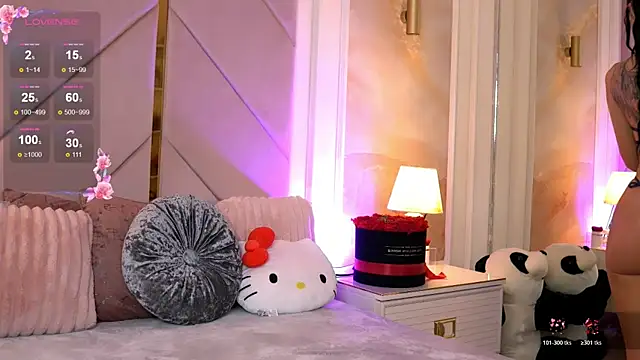 Alexaheyess online show from 10/22/25, 04:34