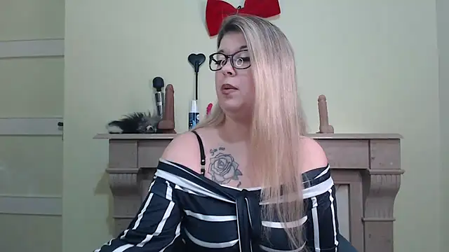 kamilalova online show from 03/10/26, 01:15