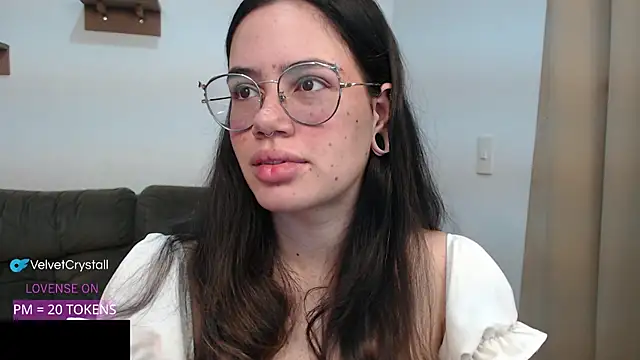crystalll room online show from 09/24/25, 02:51