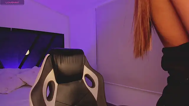 Alahiaa  online show from 11/12/25, 04:16