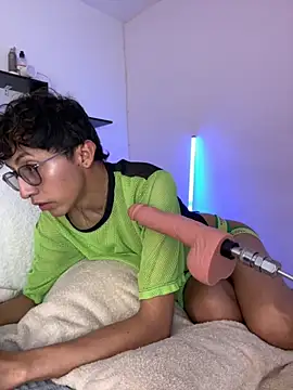 darkdesire 01 online show from 10/29/25, 02:32