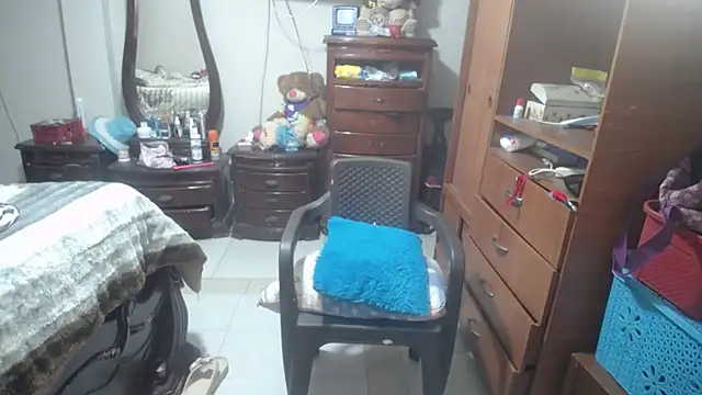 jazmin mature  online show from 03/12/26, 12:42