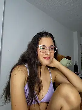 Snapshot of baaby-miiaa chatting on 02/25/25, 03:31 baaby-miiaa online show from 02/25/25, 03:31