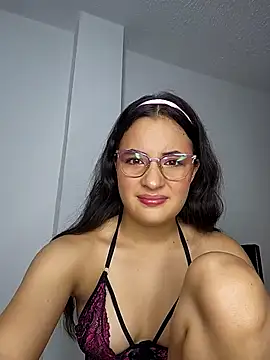 Snapshot of baaby-miiaa chatting on 02/27/25, 03:18 baaby-miiaa online show from 02/27/25, 03:18