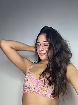 baaby-miiaa online show from 02/17/26, 03:15