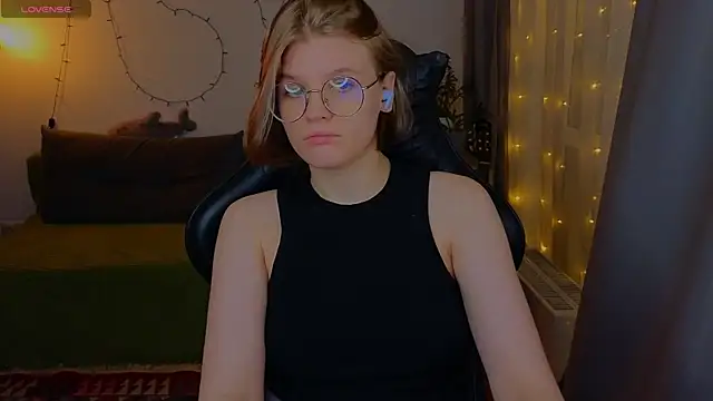  JessieVibes online show from 12/02/25, 02:41