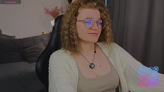 Snapshot of _JessieVibes chatting on 07/07/26, 01:36 JessieVibes online show from 07/07/26, 01:36