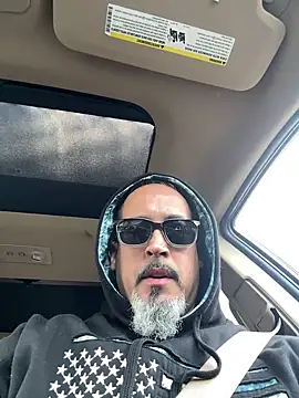 Snapshot of TheConfidentialClub chatting on 01/15/25, 01:20 TheConfidentialClub online show from 01/15/25, 01:20