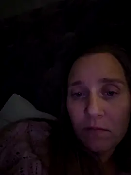 Snapshot of TheConfidentialClub chatting on 10/21/25, 03:17 TheConfidentialClub online show from 10/21/25, 03:17