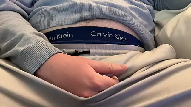 bmore235 online show from 12/17/25, 09:42