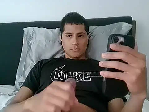 PerroDemonioHot online show from 05/23/26, 08:52