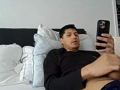 PerroDemonioHot online show from 02/17/26, 04:59