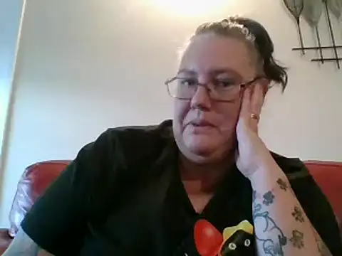 k1w1bbw online show from 02/25/25, 06:36