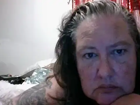 k1w1bbw online show from 02/18/25, 07:43