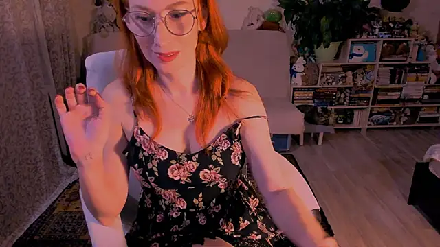 Snapshot of red_rocco chatting on 05/24/26, 05:35 red rocco online show from 05/24/26, 05:35
