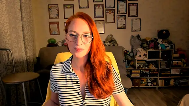 red rocco online show from 10/16/25, 04:26