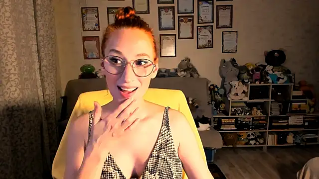 red rocco online show from 10/18/25, 03:47