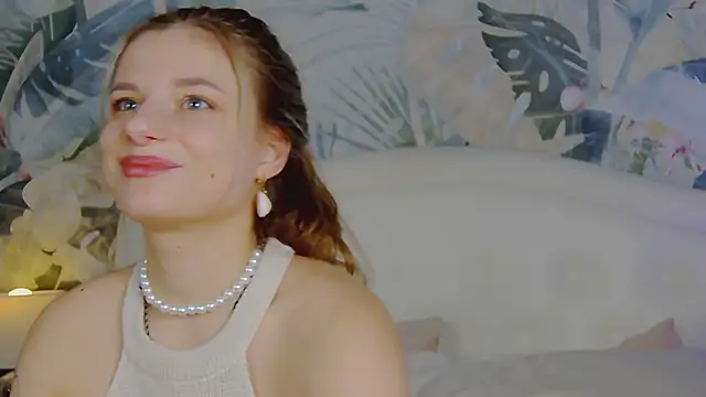 Snapshot of LanaSparks chatting on 03/08/25, 07:38 LanaSparks online show from 03/08/25, 07:38