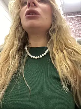 Snapshot of LanaSparks chatting on 09/16/25, 04:46 LanaSparks online show from 09/16/25, 04:46